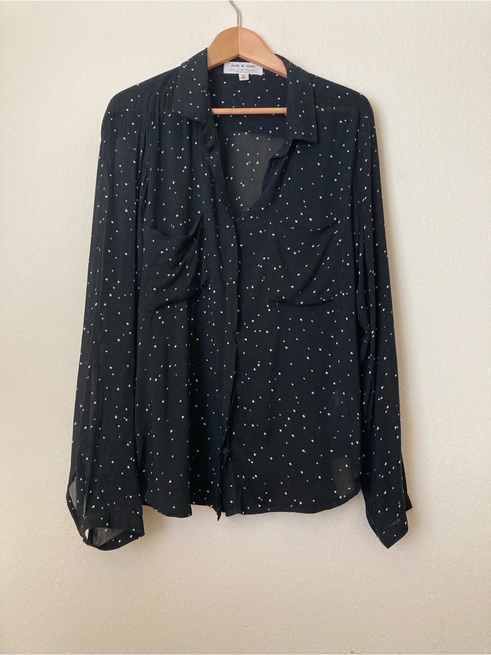 Cloth & Stone by Anthropologie Black Button-Up Shirt with White Dot Print - Picture 2 of 6